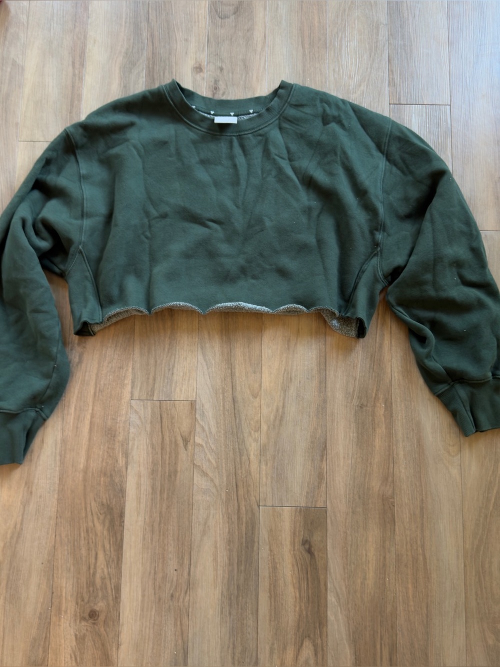 TNA cozyaf cropped crewneck sweater